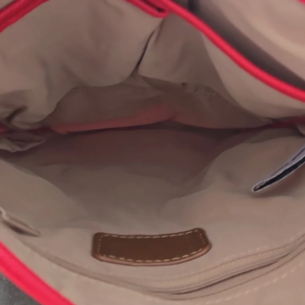Handbag - Picture 4 of 5